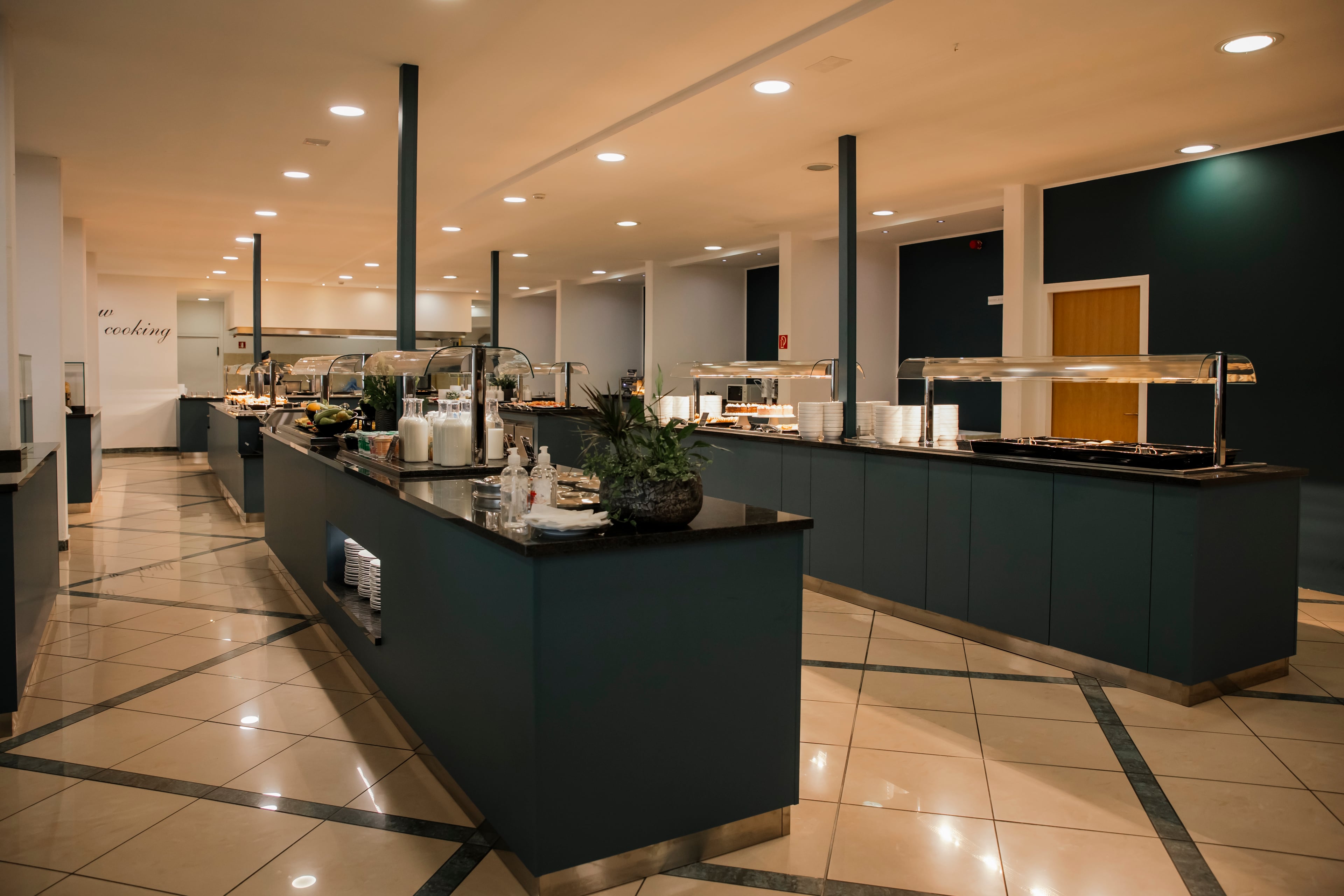 Lido Palace Breakfast Lounge