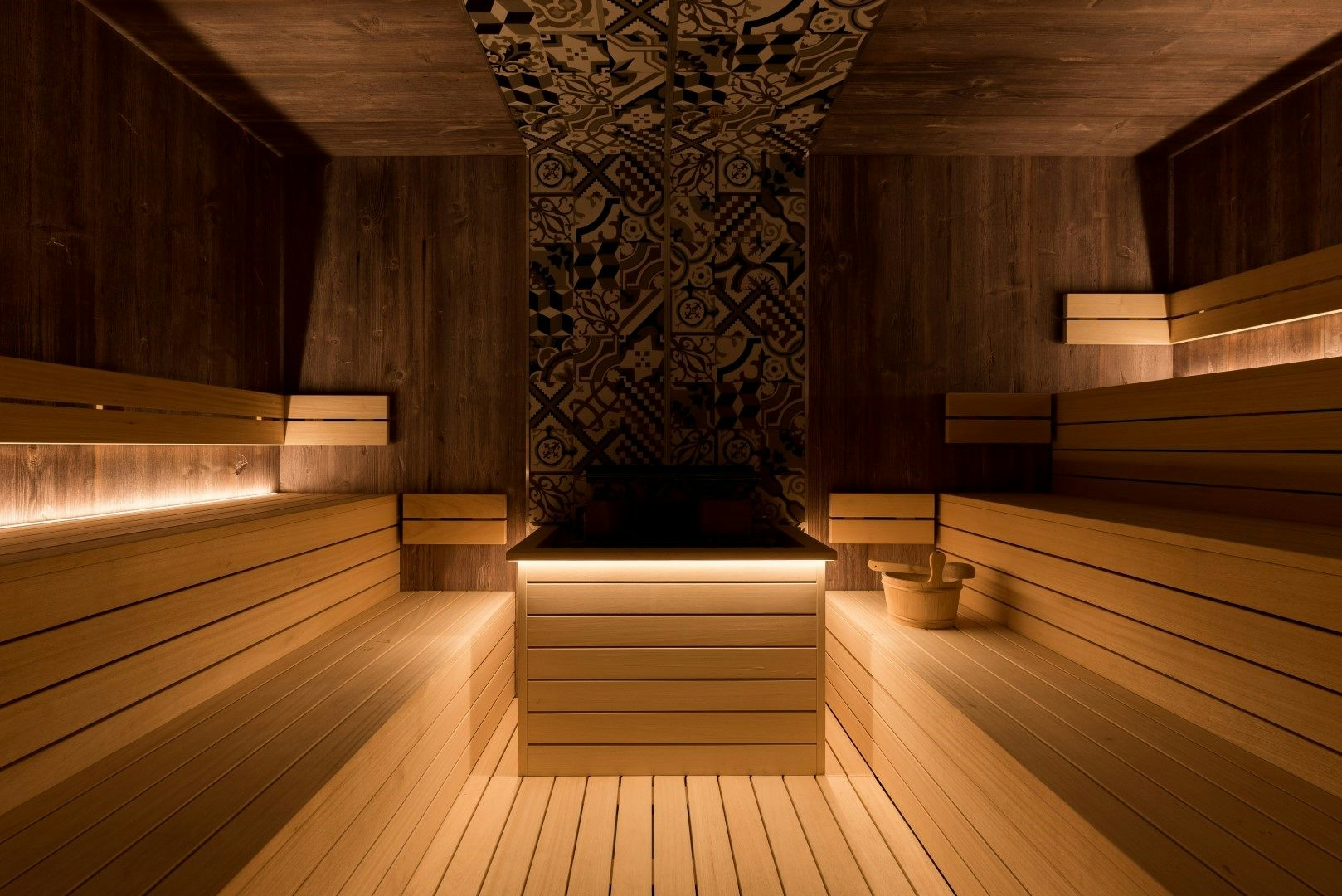 <p>After a massage, swimming or other treatments give your body a chance to fully detoxify in a relaxing sauna that will boost your immunity and pamper your body and soul.</p>